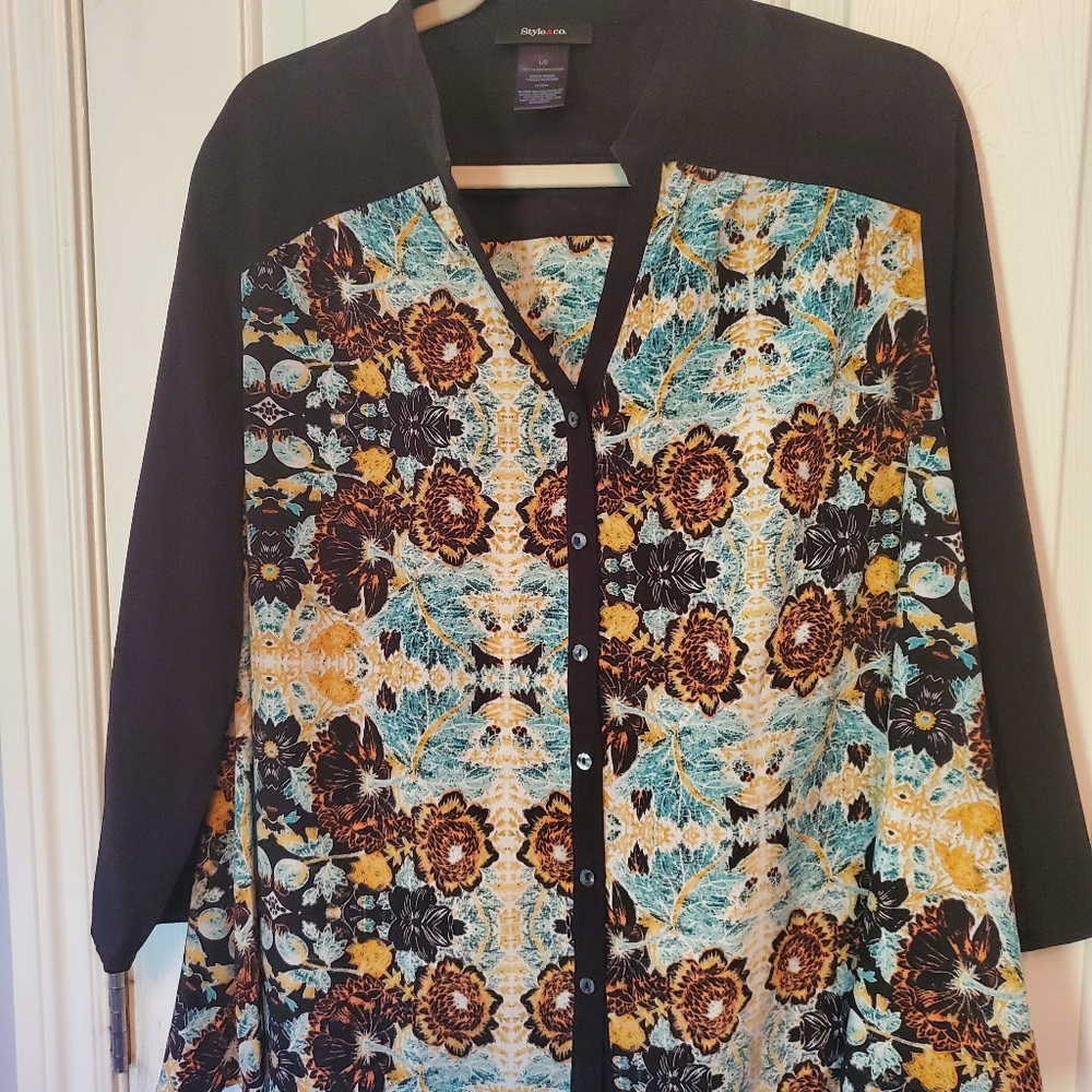 🌴 **SALE**BOGO** Fall blouse